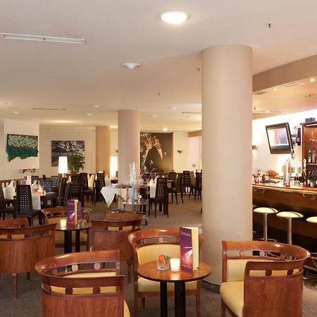 Mercure Hotel Berlin Tempelhof Esterno foto