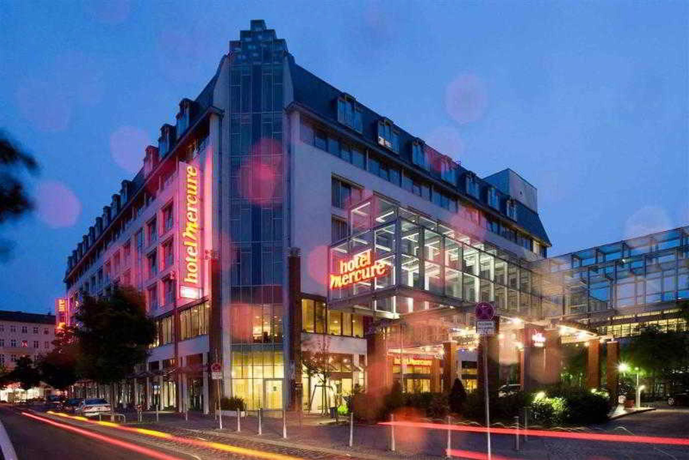 Mercure Hotel Berlin Tempelhof Esterno foto
