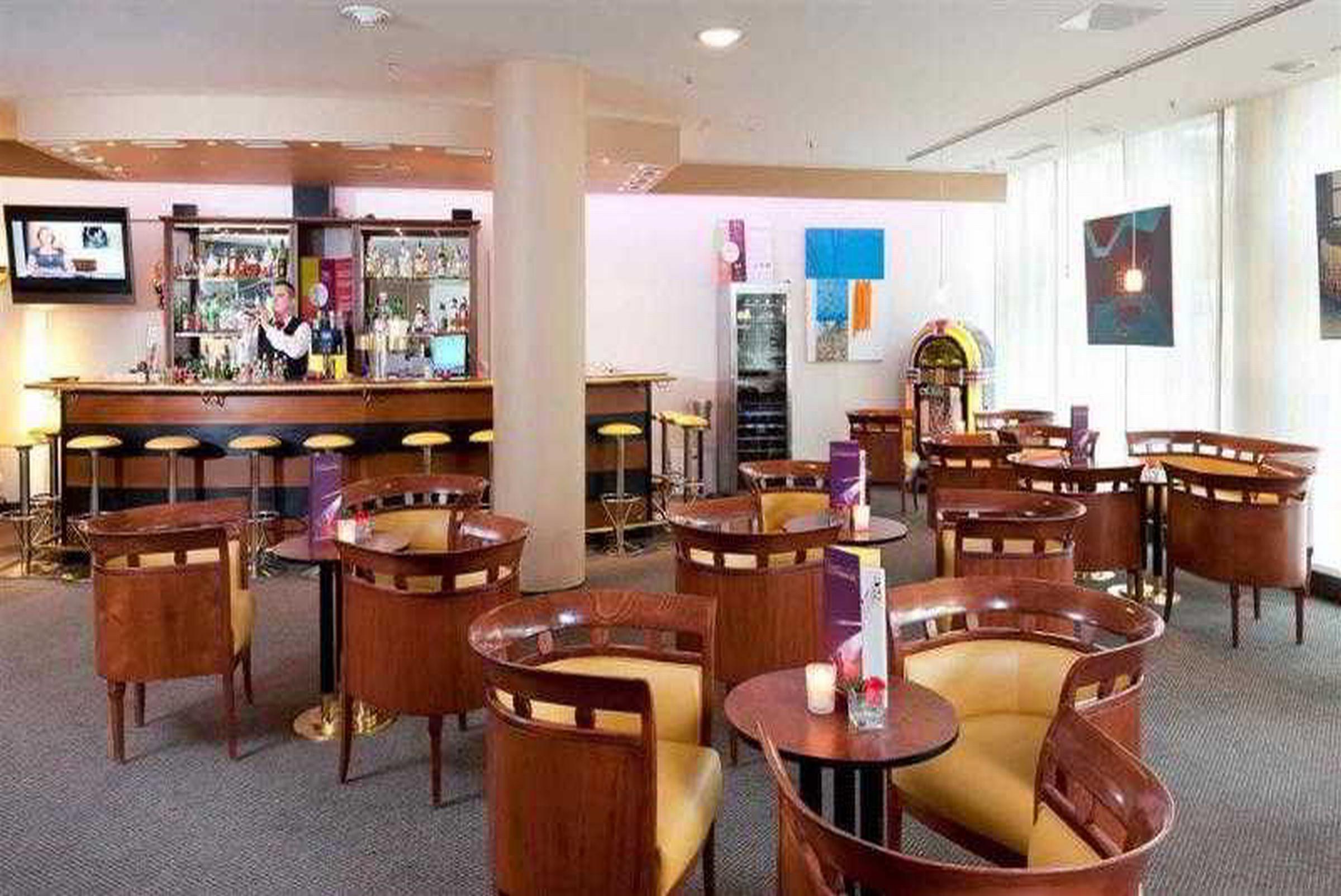 Mercure Hotel Berlin Tempelhof Esterno foto