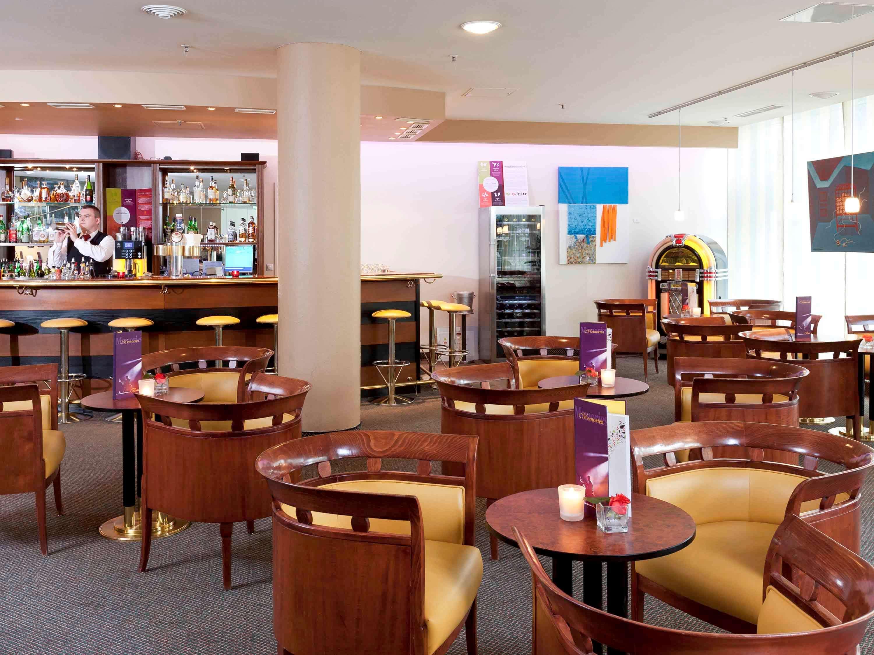 Mercure Hotel Berlin Tempelhof Esterno foto