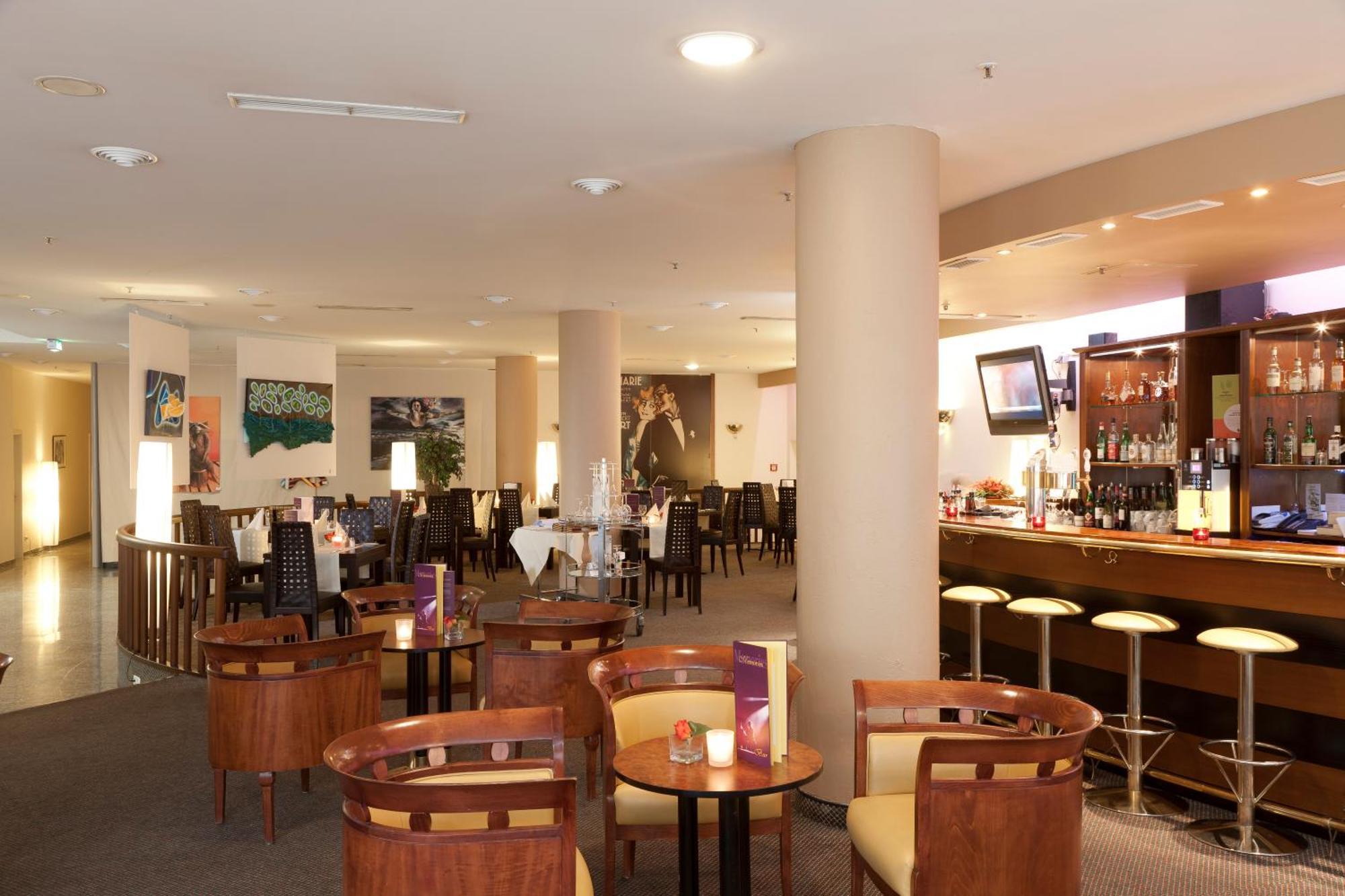 Mercure Hotel Berlin Tempelhof Esterno foto