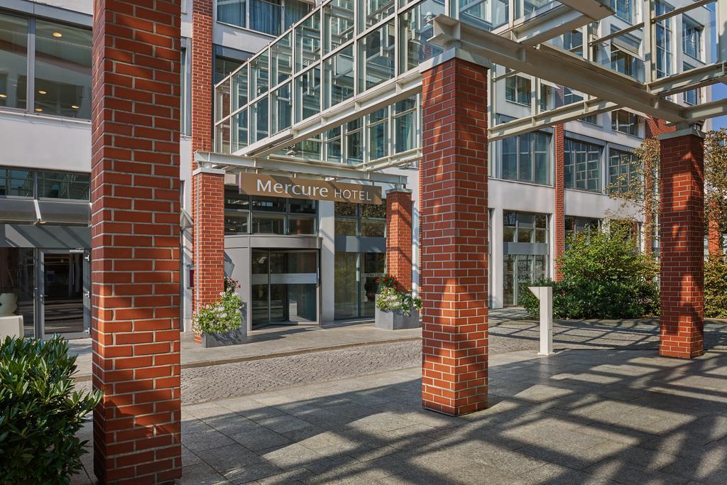 Mercure Hotel Berlin Tempelhof Esterno foto